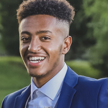 Headshot photo of Bereket Belay.